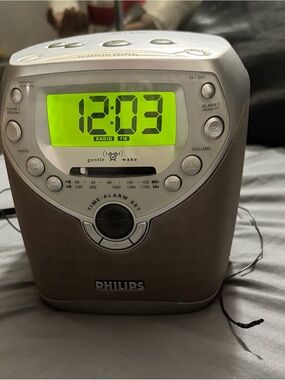 Philips AJ3950 CD Stereo Clock Radio
